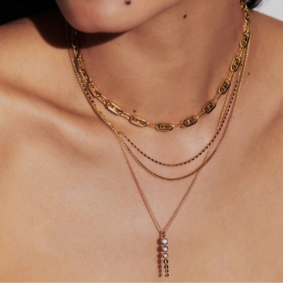 Missoma Box Link Double Chain Necklace - Picture 5 of 7